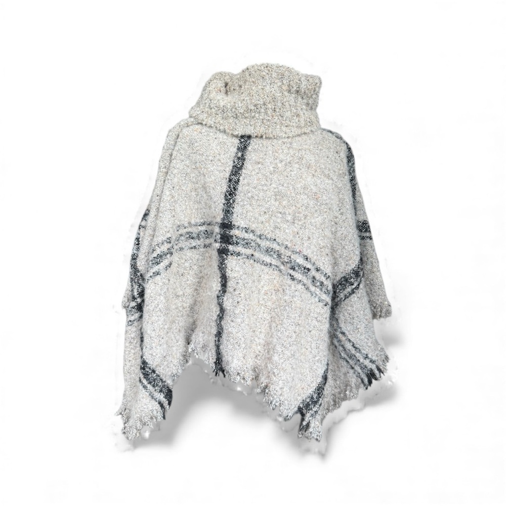 New! World Market Gray Boho cozy boucle knit Turtleneck
Poncho One Size